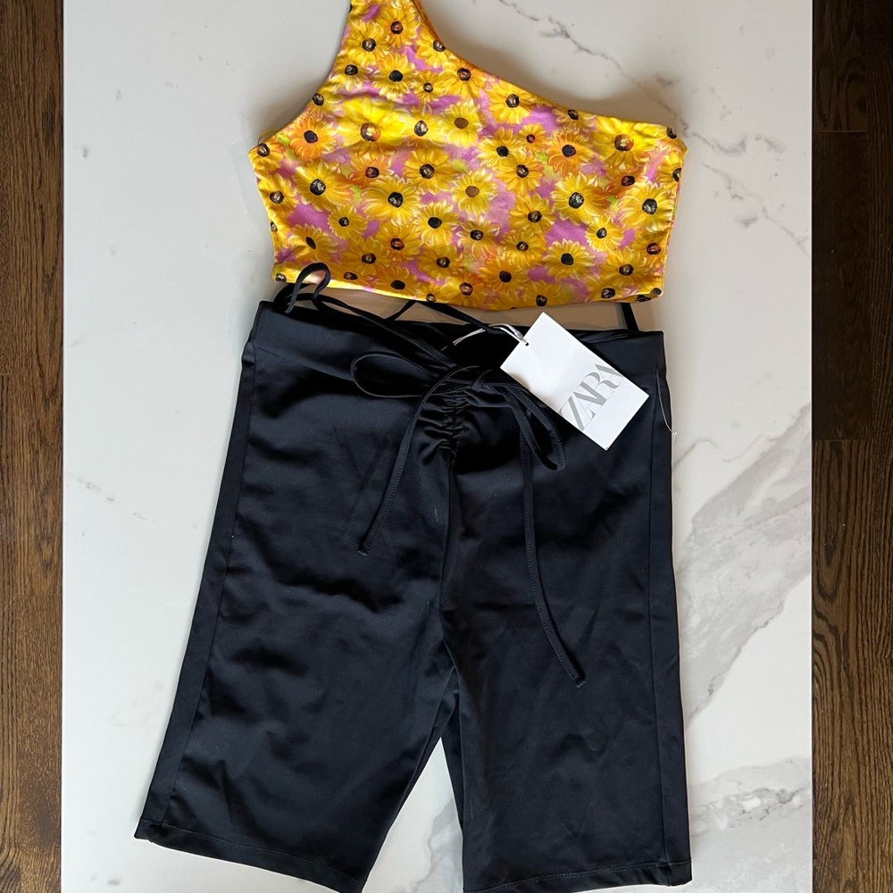 New - Zara bundle of top & shorts - Super cute!